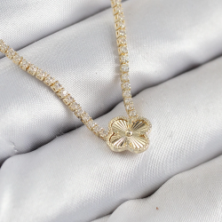 Mey İthalat® Pirinç Zirkon Taşlı Yonca Model Gold Renk Kadın Kolye