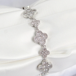 Mey İthalat® Pirinç Zirkon Taşlı Yonca Model Gümüş Renk VIP Seri Kadın Bileklik