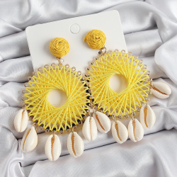 Mey İthalat® Sarı Hasır Örgü Sarmal Model Sallantılı Deniz Kabuğu Detaylı Gold Renk Kadın Küpe