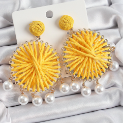 Mey İthalat® Sarı Hasır Örgü Sarmal Model Sallantılı İnci Detaylı Gold Renk Kadın Küpe