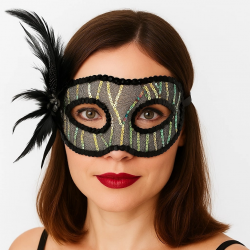 Mey İthalat® Siyah Renk Yandan Tüylü Pul Payet İşlemeli Parti Maskesi 23x12 cm