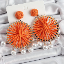 Mey İthalat® Turuncu Hasır Örgü Sarmal Model Sallantılı İnci Detaylı Gold Renk Kadın Küpe