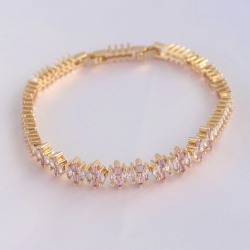 Mey İthalat® Vip Seri Pirinç Pembe Zirkon Taşlı Gold Renk Baget Model Bileklik