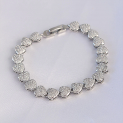 Mey İthalat® Vip Seri Pirinç Zirkon Taşlı Gümüş Renk Kalp Model Bileklik