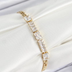 Mey İthalat® Xuping Pirinç Parçalı Su Yolu Model Gold Renk Kadın Bileklik