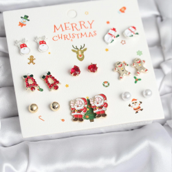 Mey İthalat® Yılbaşı Temalı Karışık Model 8 Çift Yılbaşı Temalı Kadın Küpe Seti