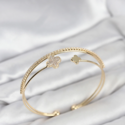 Mey İthalat® Yonca Model Pirinç Gold Renk Kadın Bileklik