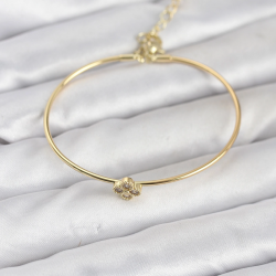 Mey İthalat® Zirkon Taşlı Yonca Model Gold Renk Kadın Bileklik