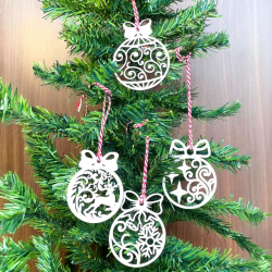 Mey İthalat®  10 Parça Kırmızı Beyaz İpli Fiyonk Model Ahşap Yılbaşı Ağaç Süsü