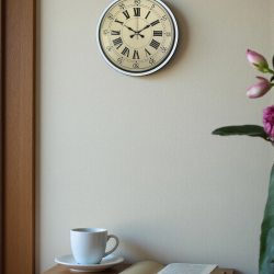 Mey İthalat® 36 Cm Beyaz Retro Dekoratif Duvar Saati