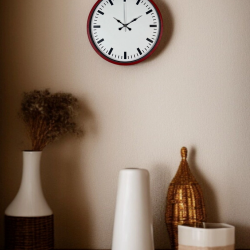 Mey İthalat® 36 Cm Kırmızı Sade Dekoratif Duvar Saati