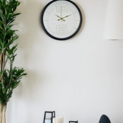 Mey İthalat® 36 Cm Siyah Sade Zarif Duvar Saati