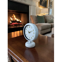 Mey İthalat® Beyaz 25 x 20 Cm Metal Gold Detaylı Masa Saati