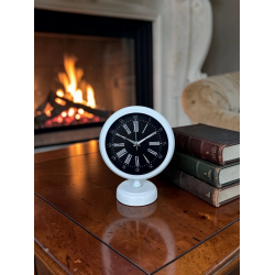 Mey İthalat® Beyaz Kontrast Tasarım 25 x 20 Cm Metal Masa Saati