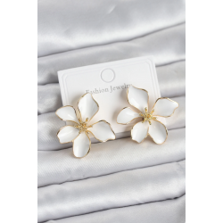 Mey İthalat® Beyaz Mineli Çiçek Model Pirinç Kadın Küpe