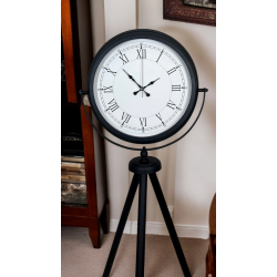 Mey İthalat® Black Elite Tripod Ayaklı Saat