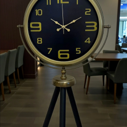 Mey İthalat® Black Noble Eskitme Tripod Ayaklı Saat