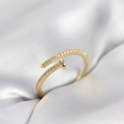 Mey İthalat® Çivi Model Zirkon Taşlı Gold Renk Kadın Yüzük