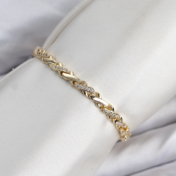 Mey İthalat® CM Çapraz Zincir Model Zirkon Taşlı VIP Seri Gold Renk Pirinç Kadın Bileklik