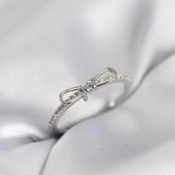 Mey İthalat® Fiyonk Model Zirkon Taşlı Gümüş Renk Kadın Yüzük