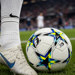 Mey İthalat® Futbol Antrenman Topu Yüksek Dayanıklı Dikişli Kaymaz Yüzey Tasarımı