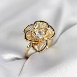 Mey İthalat® Gold Renk Çiçek Model Vintage Kadın Yüzük