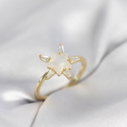 Mey İthalat® Gold Renk Yıldız Model Sedefli Zirkon Taşlı Kadın Yüzük