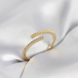 Mey İthalat® Gold Renk Zirkon Taşlı Yılan Tarz Kadın Yüzük