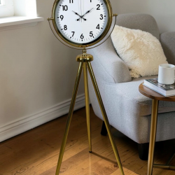 Mey İthalat® Gold Tripod Ayaklı Lüks Saat