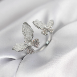 Mey İthalat® Gümüş Renk Beyaz Kelebek Model Zirkon Taşlı Kadın Yüzük