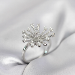 Mey İthalat® Gümüş Renk Karahindiba Model Zirkon Taşlı Kadın Yüzük