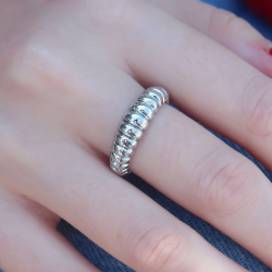 Mey İthalat® Gümüş Renk Sarmal Model Kadın Yüzük