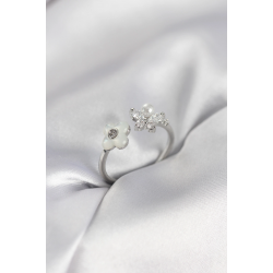 Mey İthalat® Gümüş Renk Sedefli Çiçek Model Kadın Yüzük