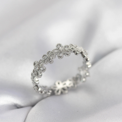 Mey İthalat® Gümüş Renk Sıralı Çiçek Model Zirkon Taşlı Kadın Yüzük