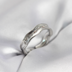 Mey İthalat® Gümüş Renk Su Damlası Model Zirkon Taşlı Kadın Yüzük