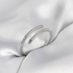 Mey İthalat® Gümüş Renk Yılan Kuyruk Model Zirkon Taşlı Kadın Yüzük