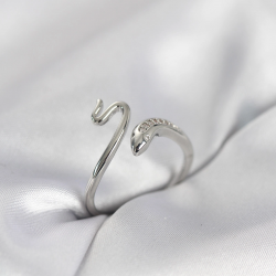 Mey İthalat® Gümüş Renk Yılan Model Zirkon Taşlı Kadın Yüzük