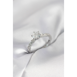 Mey İthalat® Gümüş Renk Zirkon Taşlı Tek Taş Model Kadın Yüzük