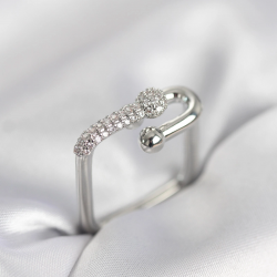 Mey İthalat® Gümüş Renk Zirkon Taşlı Tifani Model Kare Kadın Yüzük