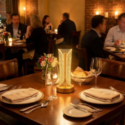 Mey İthalat®  İki Yandan Kavisli Silindirik Çizgi Model Kristal LED Masa ası – Dokunmatik, 3 Renk Işık Modlu, Şarjlı Dekoratif Gece ası