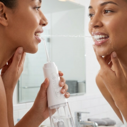 Mey İthalat® IPX7 Su Geçirmez Şarjlı Ağız Duşu 320 ml Su Tanklı Ayarlanabilir Basınçlı