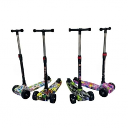 Mey İthalat® KM505 RENKLİ IŞIKLI SESLİ SCOOTER(Belirtilen fiyat, tekli satış için adet fiyatıdır.)