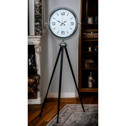 Mey İthalat® Krom Sade & Şık Tripod Ayaklı Saat