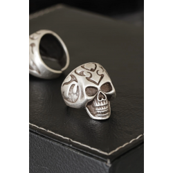 Mey İthalat® Kuru Kafa Tasarımlı Eskitme Gümüş Desenli Ayarlamalı Model Erkek Yüzük