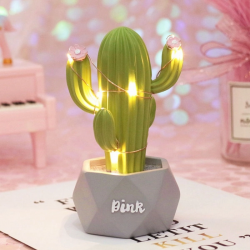 Mey İthalat®  Led Işıklı Sevimli Kaktüs Dekoratif Masa ası Mini Biblo Gece ası Yeşil
