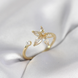 Mey İthalat® Lotus Model Zirkon Taşlı Gold Renk Kadın Yüzük