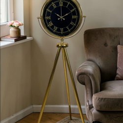 Mey İthalat® Luxury Gold Tripod Ayaklı Modern Saat