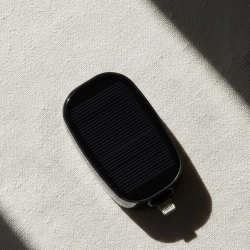 Mey İthalat® Mini Güneş Enerjili Powerbank Cep Tipi Acil Şarj Cihazı