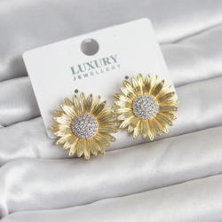 Mey İthalat® Papatya Model Zirkon Taşlı Pirinç Gold Renk Kadın Küpe