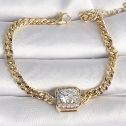 Mey İthalat® Pirinç Gold Renk Kare Zirkon Taşlı Xuping Exclusive VIP Seri Kadın Bileklik